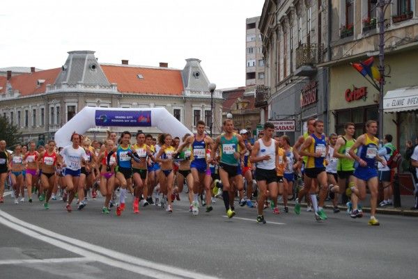 România a cucerit o medalie de aur şi una de argint la Balcaniada de semimaraton