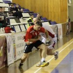 Handbaliştii de la "U" Cluj au arătat multă atitudine în jocul cu Vinţa Seşeş,   terminat la egalitate 21-21 în Divizia A / Foto: Dan Bodea