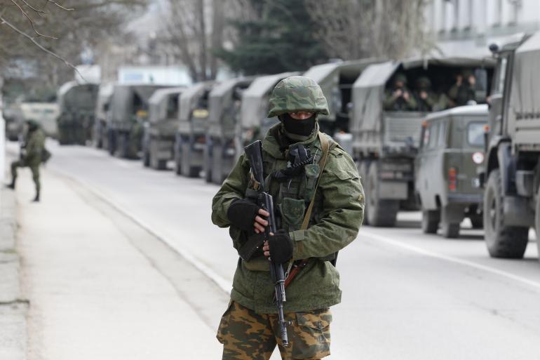 Soldaţi ruşi în Crimeea