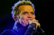 Concertul Billy Idol se mută în Piața Unirii