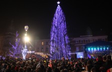 Luminile de sărbători se aprind în această seară la Cluj