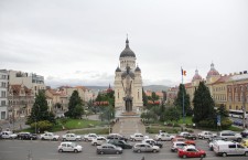 Emil Boc: ”Cât sunt eu primar, nimeni nu se atinge de statuia lui Avram Iancu”. Proiect de modernizare a pieței din centrul Clujului