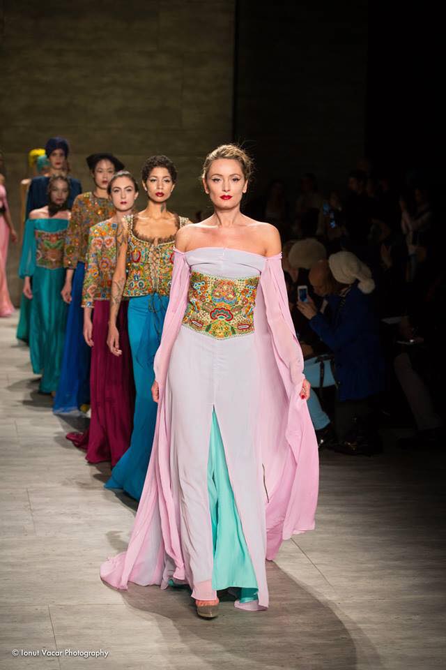 Designerul Dorin Negrău și-a prezentat colecția „Brides'S - the story continues” în cadrul Mercedes-Benz New York Fashion Week Fall 2015,   inspirată din portul tradiţional românesc din Transilvania. 