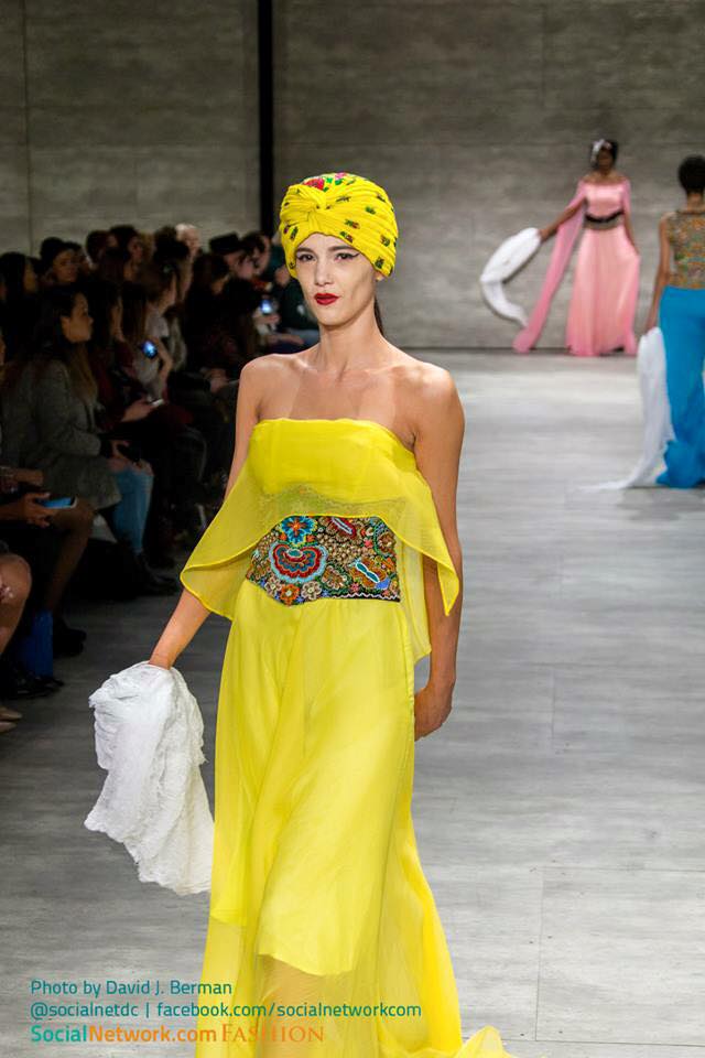 Designerul Dorin Negrău și-a prezentat colecția „Brides'S - the story continues” în cadrul Mercedes-Benz New York Fashion Week Fall 2015,   inspirată din portul tradiţional românesc din Transilvania. 