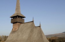 Bisericile de lemn din Cizer şi Petrind,   aflate în patrimoniul Muzeului Etnografic al Transilvaniei,   vor fi restaurate