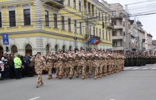 800 de militari cu 60 de mijloace tehnice vor participa la Cluj la defilarea de Ziua Naţională