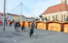 Bicicliştii clujeni protestează faţă de deficienţele pistelor de biciclete