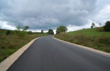 A fost finalizată asfaltarea a două sectoare ale drumului judeţean DJ 108C Mărgău – Scrind Frăsinet – Răchiţele
