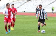 Dorin Goga (foto,   în alb şi negru) a marcat două goluri în victoria Universităţi Cluj,   scor 5-1,   cu Sticla Turda,   în Cupa României / Foto: Dan Bodea