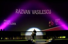 Premiul de Excelență al Festivalului i-a fost acordat actorului Răzvan Vasilescu. | Foto: Dan Bodea