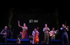 Barcelona Gipsy balKan Orchestra a deschis festivalul Jazz in the Park cu un show de excepție: „Pe muzica noastră se dansează”. Iar clujenii s-au conformat!