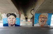 Graffiti în Viena: Donald Trump și Kim Jong-un | Foto: wikimedia.org