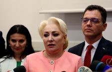 UPDATE Foto | Premierul Viorica Dăncilă în vizită cu huiduieli la Cluj: ”Violența este atributul oamenilor slabi”