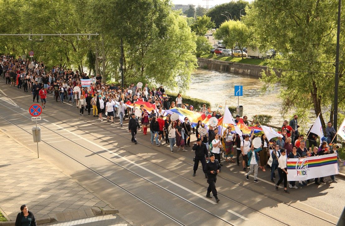 Comunitatea Lgbtq Oficial Vizibilă în Centrul Orașului O Săptămână De Festival și Pregătiri 9262