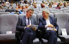Guvernul Cioloș, respins în Parlament. Cabinetul USR a primit doar 88 de voturi ”pentru”