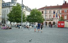36 de decese și 1.225  de cazuri noi de persoane infectate cu coronavirus, 30 sunt din Cluj