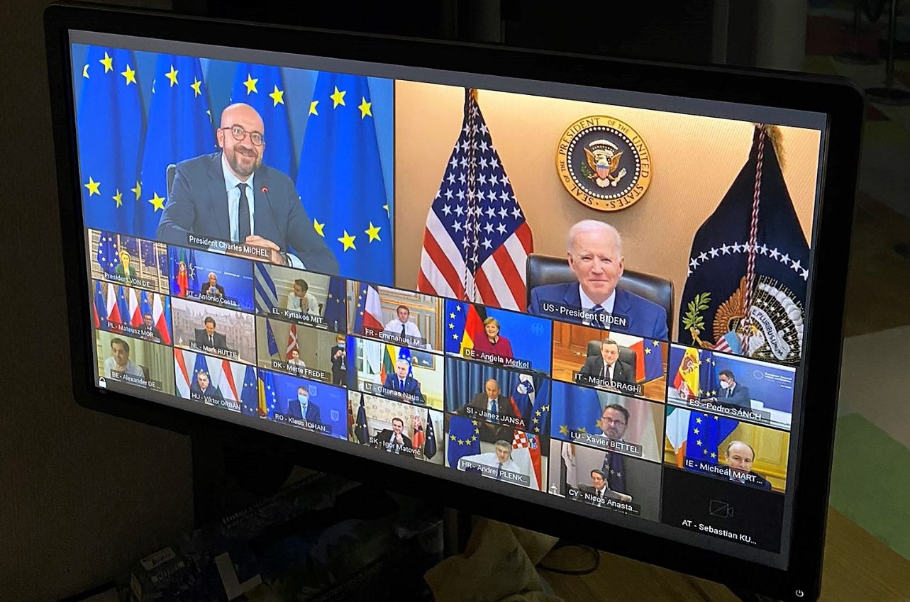 Intervenția președintelui SUA în timpul Consiliului European / Foto: Twitter @BarendLeyts