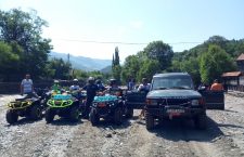 Voluntarii clujeni vin în sprijinul oamenilor afectați de inundații din Ocoliș (Alba)