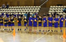Galerie foto | A fost lansată ”Academia de handbal”, un proiect care reînvie sportul de masă în școlile din Cluj