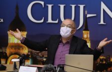 FOTO | Emil Boc va implementa și la Cluj legea care interzice administrației publice centrale să ceară cetățenilor copii după documente