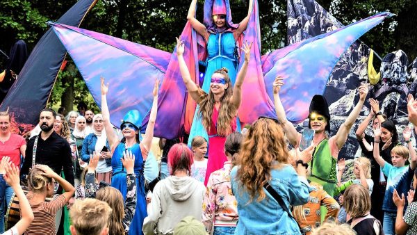 A 9-a ediție a WonderPuck aduce, în centrul Clujului, spectacole din 6 țări